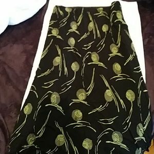 madison & MAX Long Skirt